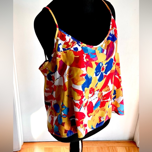 Very Cute Camisole-Med-Never Used. Great with Jeans, by American Apparel - Picture 2 of 10